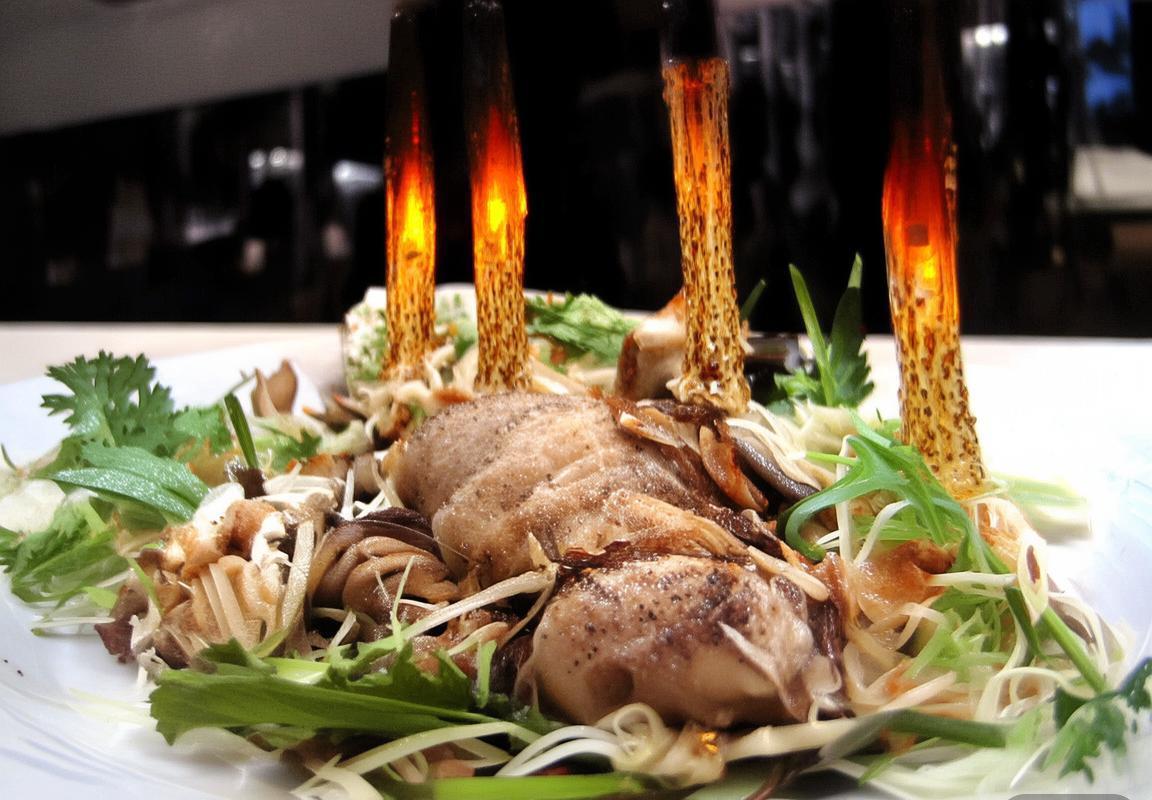 豪门球队终结连败状态回暖，神锋闪耀17轮17球，新星破荒锁定胜局